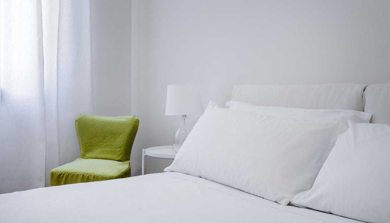 Italianway-Nerino Apartment มิลาน ภายนอก รูปภาพ