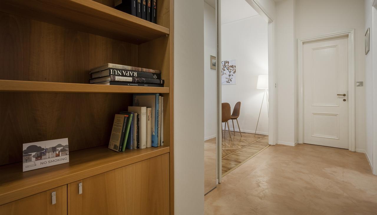 Italianway-Nerino Apartment มิลาน ภายนอก รูปภาพ